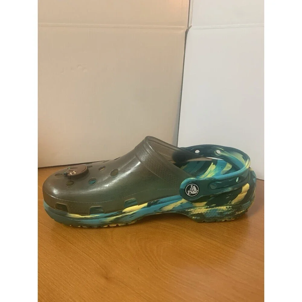 Crocs Classic Translucent Clogs M5/W7 Blue Marbled W/ 3 Jibbitz